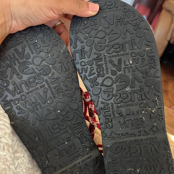 Women’s Braided Vines Island Wear Sandals Red & White US Sz 10 - Picture 2 of 5